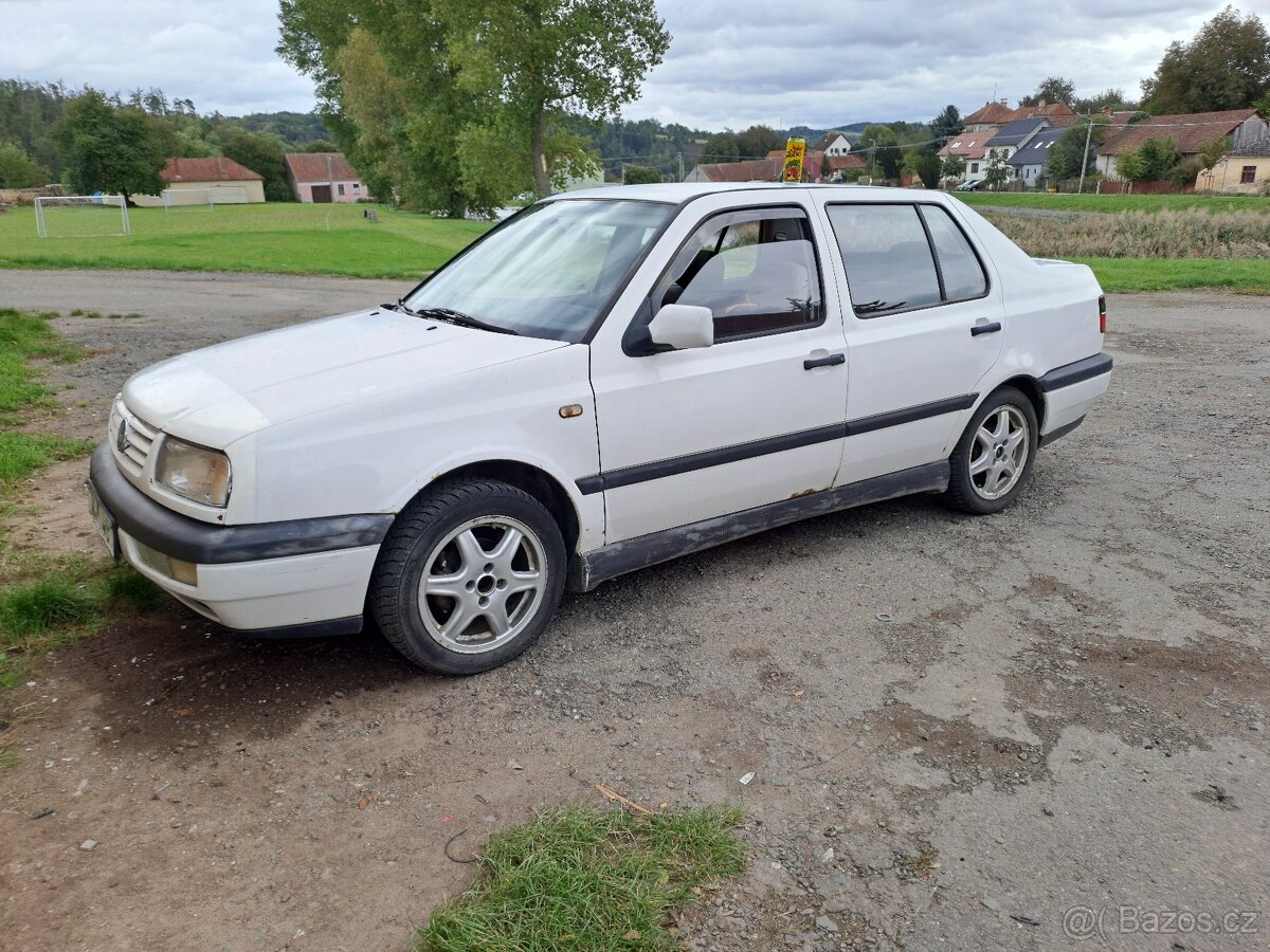 VW Vento 1.9D - 47Kw