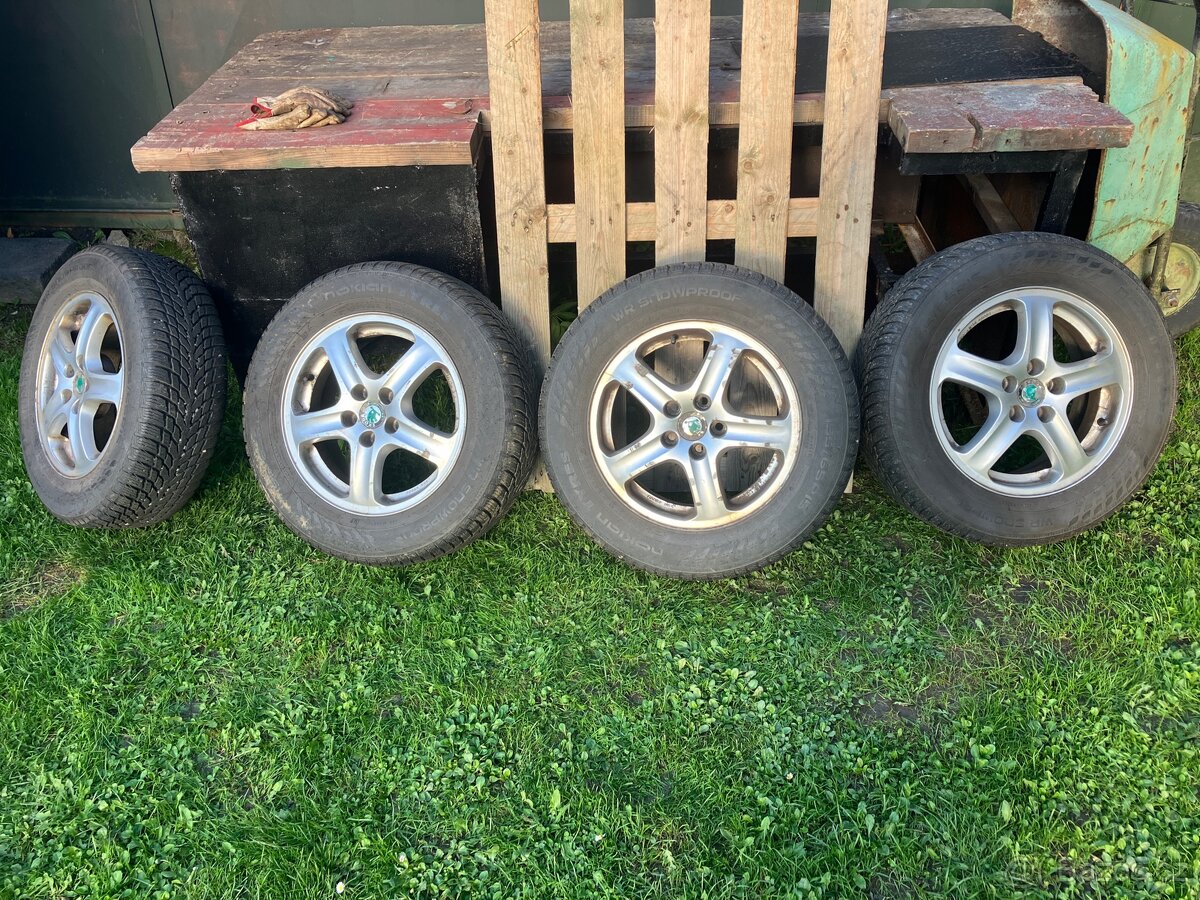 Alu kola 5x100, Škoda, VW 195/65/15 zimní 7mm
