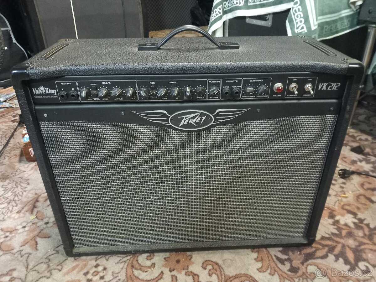Celolampove kombo 100 W Peavey VK212