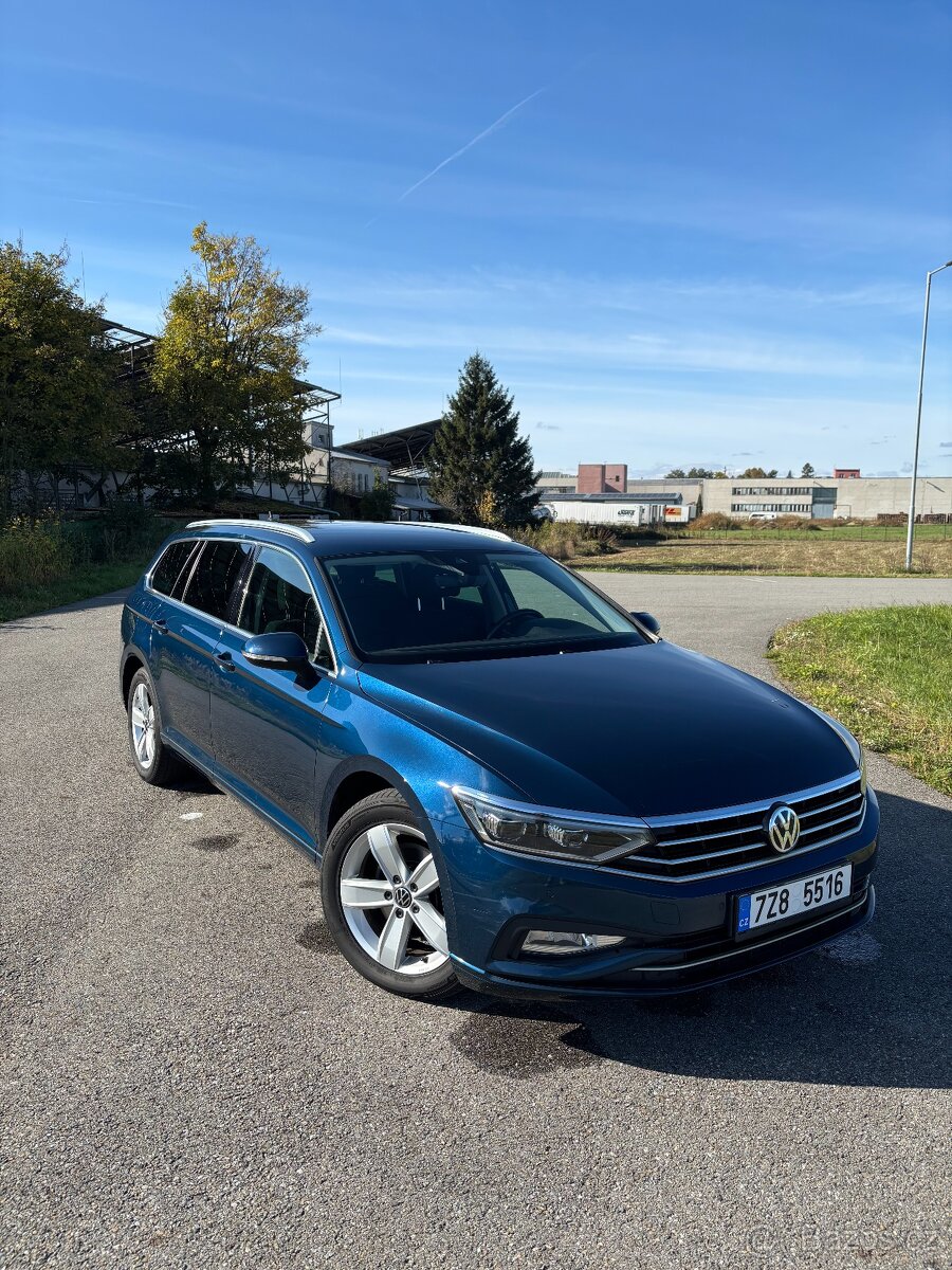 VW Passat B8 Variant Business 2.0 TDI 110kW Manuál / Matrix