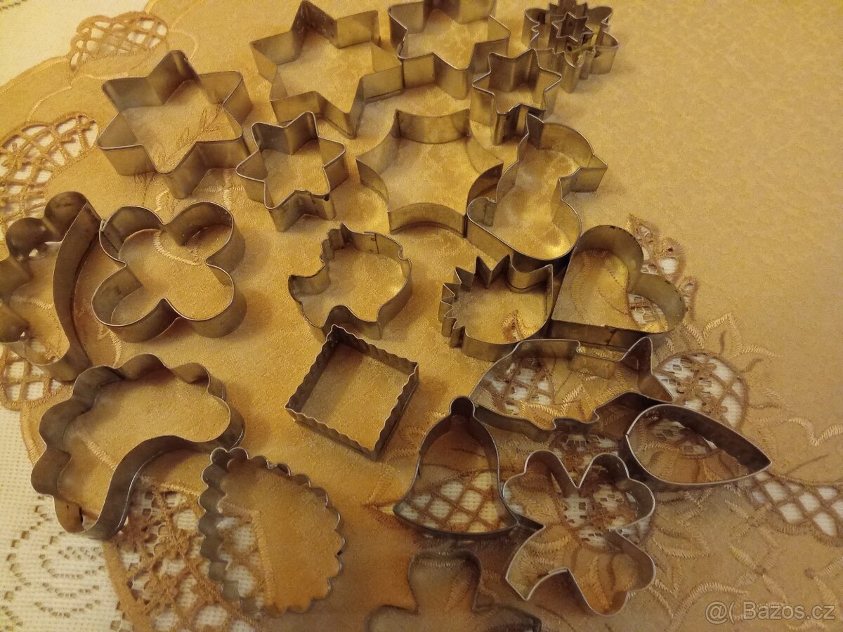 Vykrajovátka a formičky na cukroví