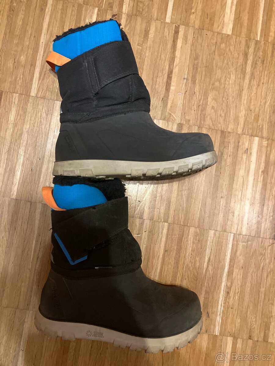 Voděodolne snehule Quechua,vel.32