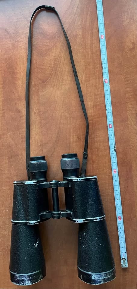 Velký dalekohled MEOPTA 12x60