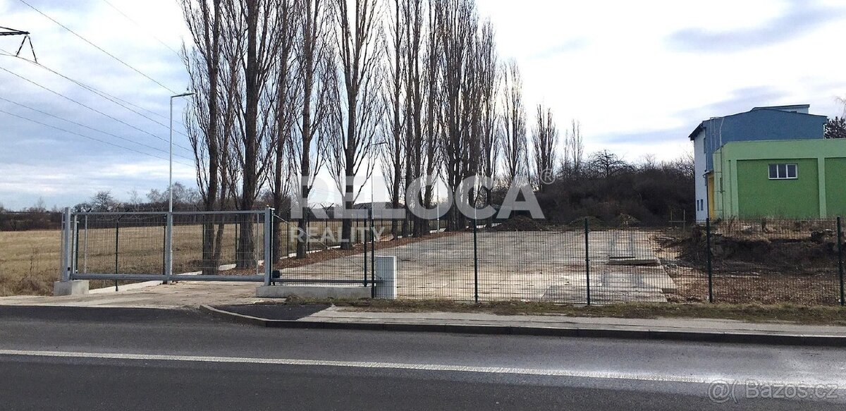 Odstavná skladová plocha 650m2, Praha 9 - Horní Počernice, u