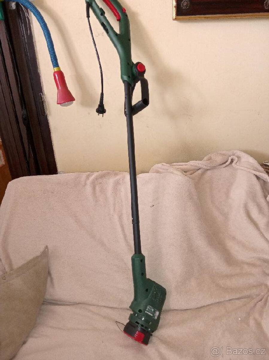 NOVÁ strunová sekačka Bosch