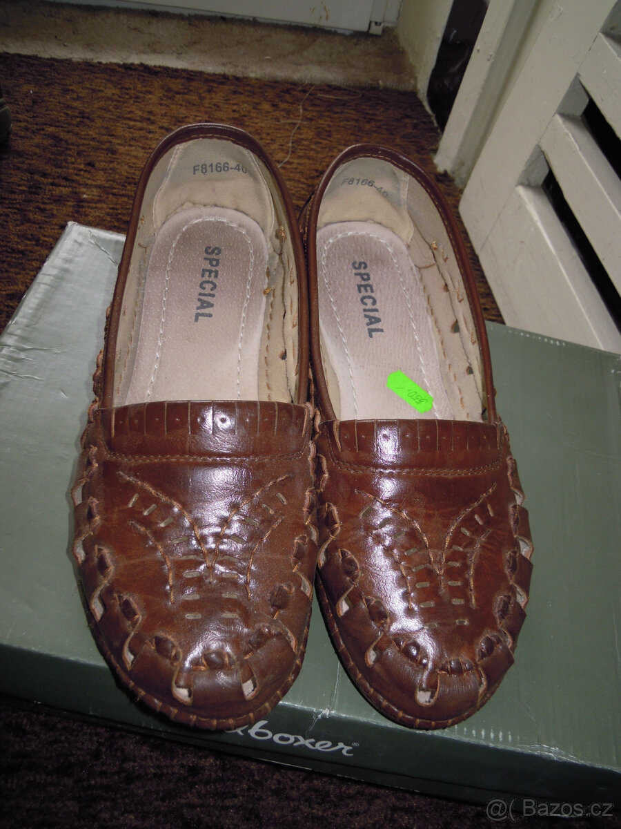 Sportovní mokasíny