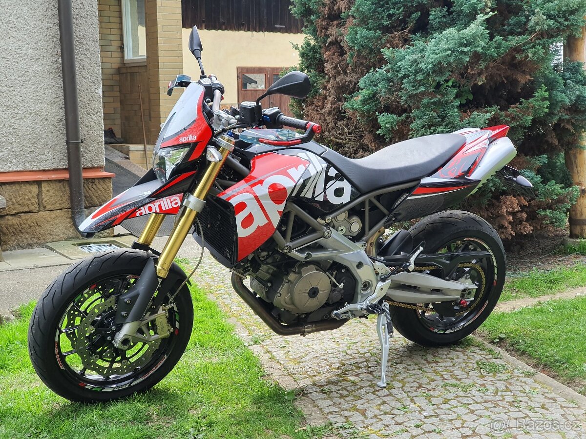 Aprilia Dorsoduro 750