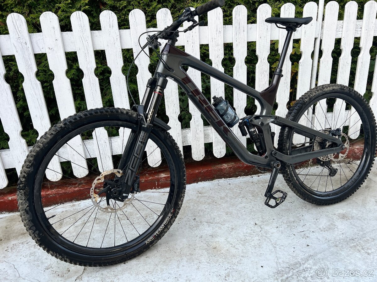 Trek Slash 9.8 XT, vel. Xl, 29