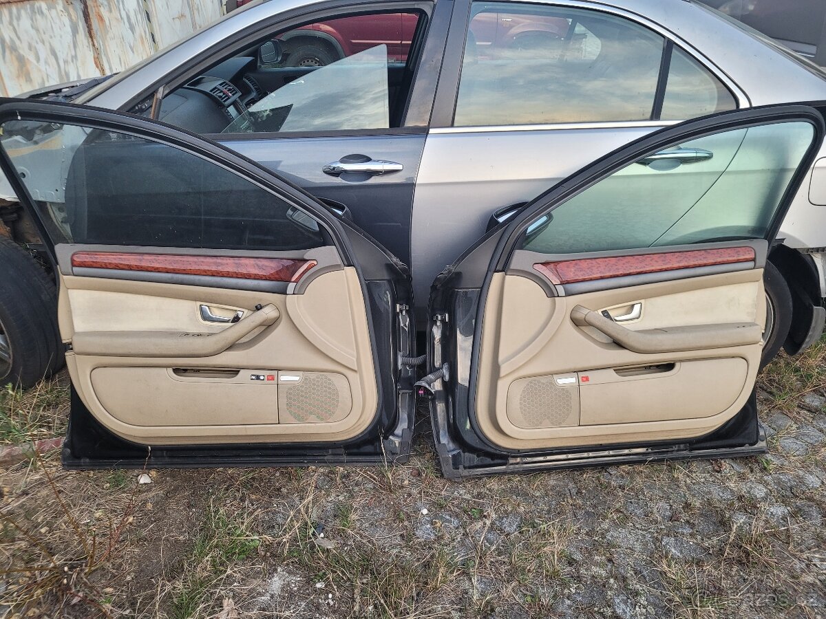 Dveře audi A8 D3