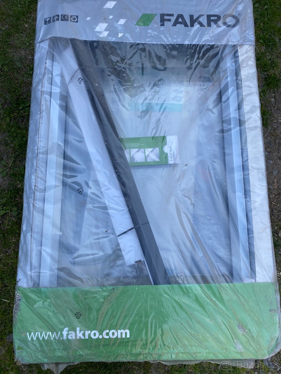 Střešní okno 78x118