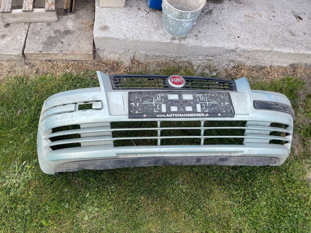Přední nárazník Fiat Stilo