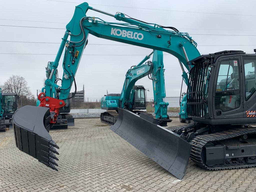 Kobelco ED160BR-7 DEMO stroj