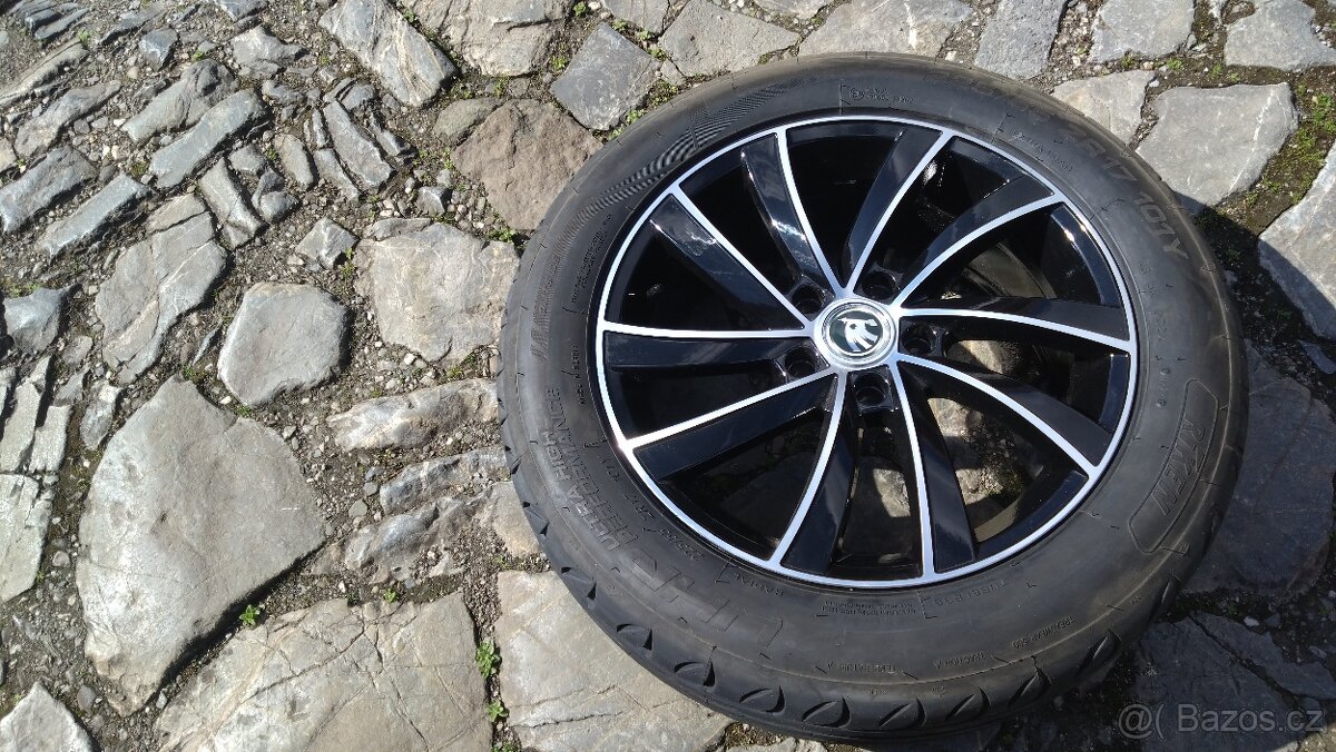 NOVÁ al kola 17 5x112 na ŠKODA KAROQ SUPERB +LETNÍ