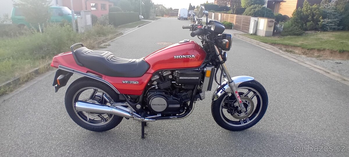 Honda vf 750s Sabre Youngtimer