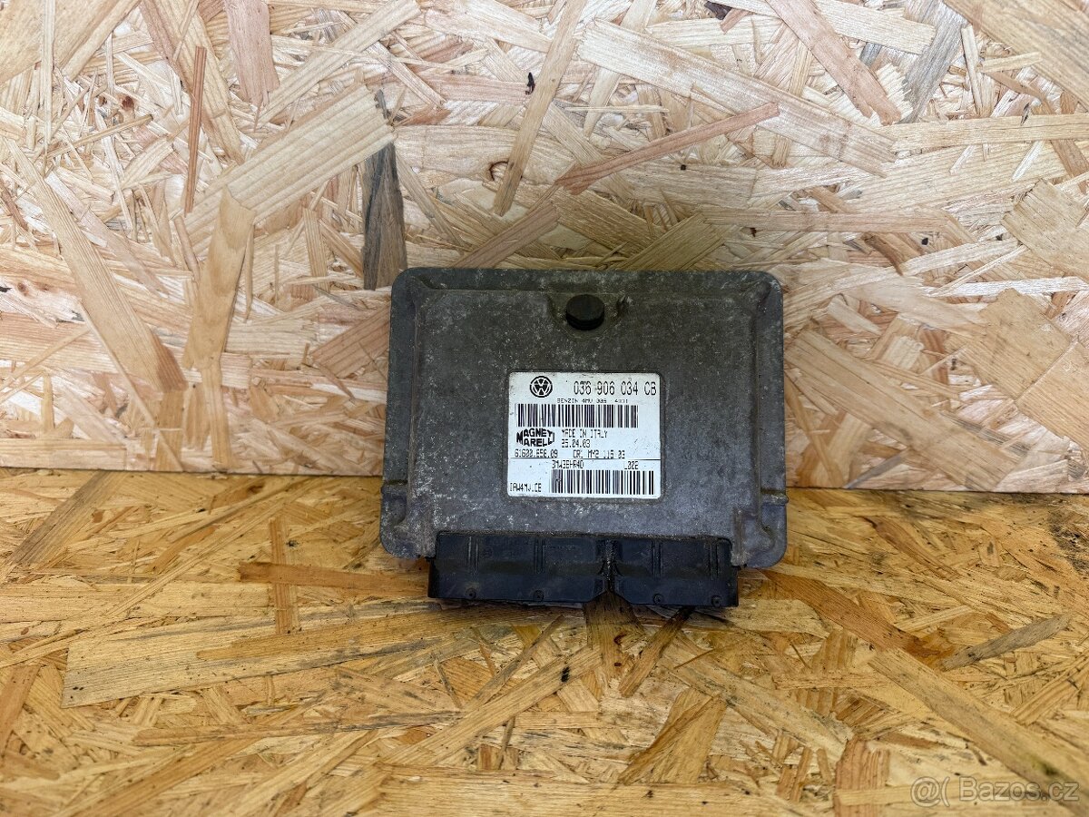 ŘÍDICÍ JEDNOTKA MOTORU 036906034CB