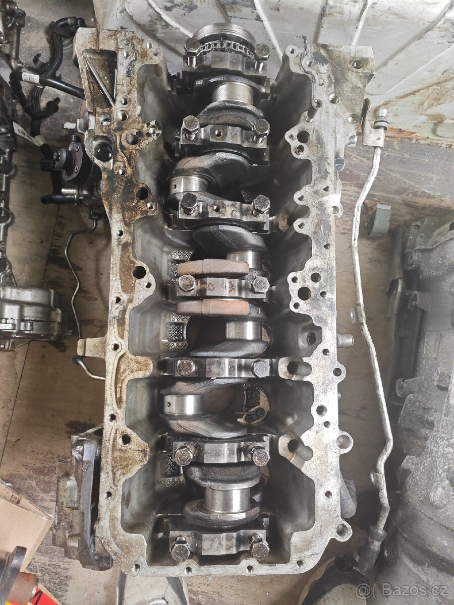 Prodám zadreny blok motoru n57d30b 230kw všechny dily