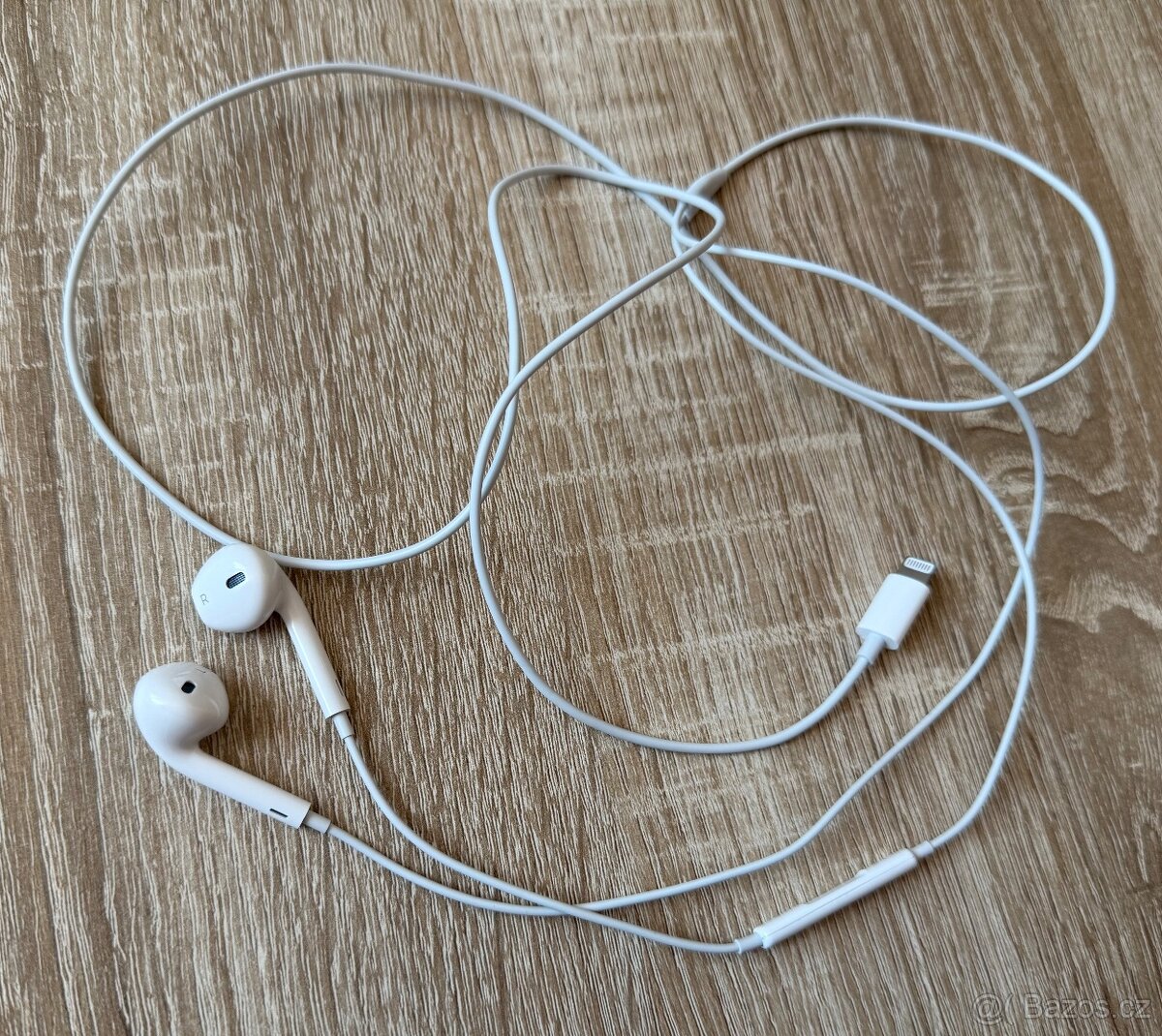 Sluchátka Apple EarPods Lightning (záruka do května 2027)