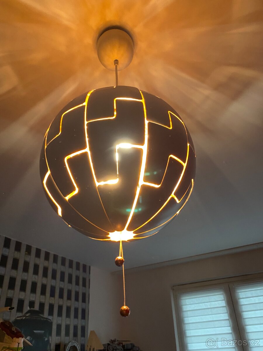 Závěsná lampa