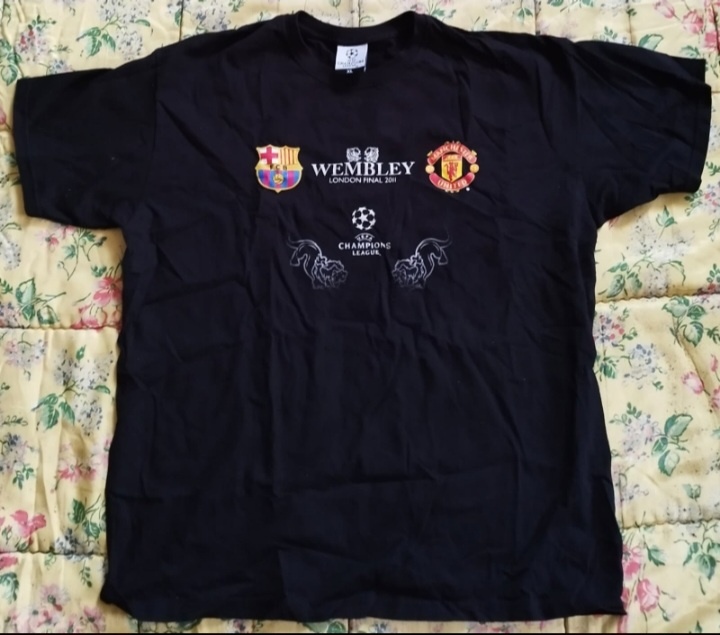 FC BARCELONA vs. MANCHESTER UNITED FC - prodám Tričko.