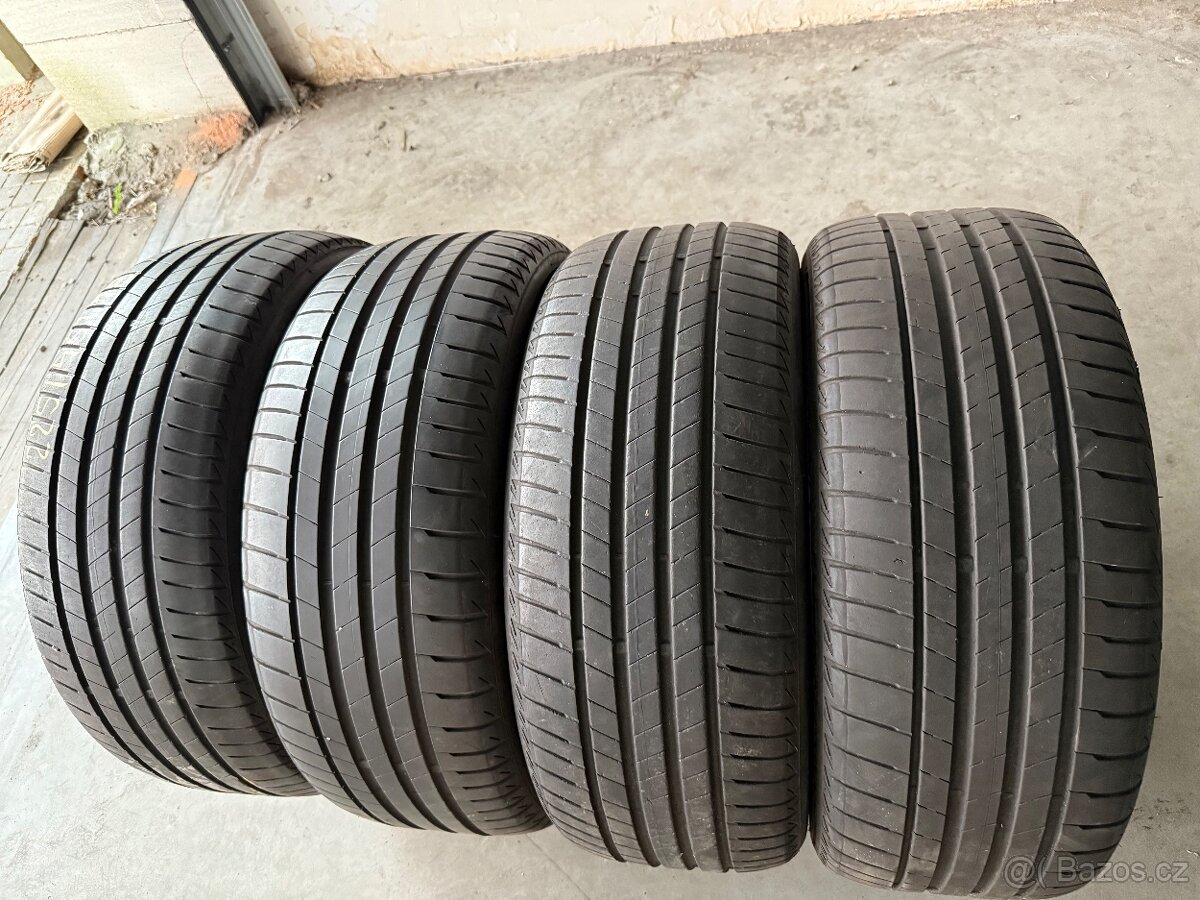 prodám letní pneumatiky 225/45/18 Bridgestone celá sada