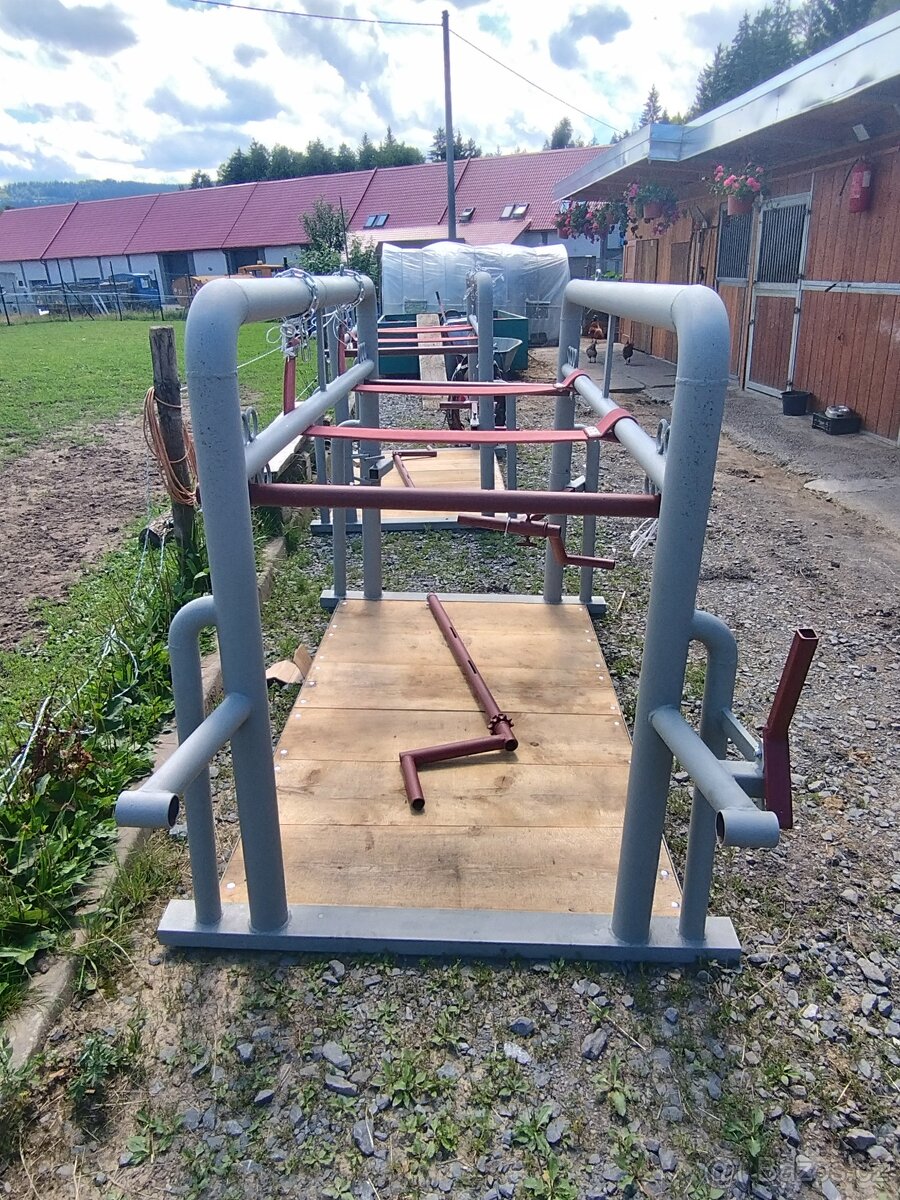Klec na kutí