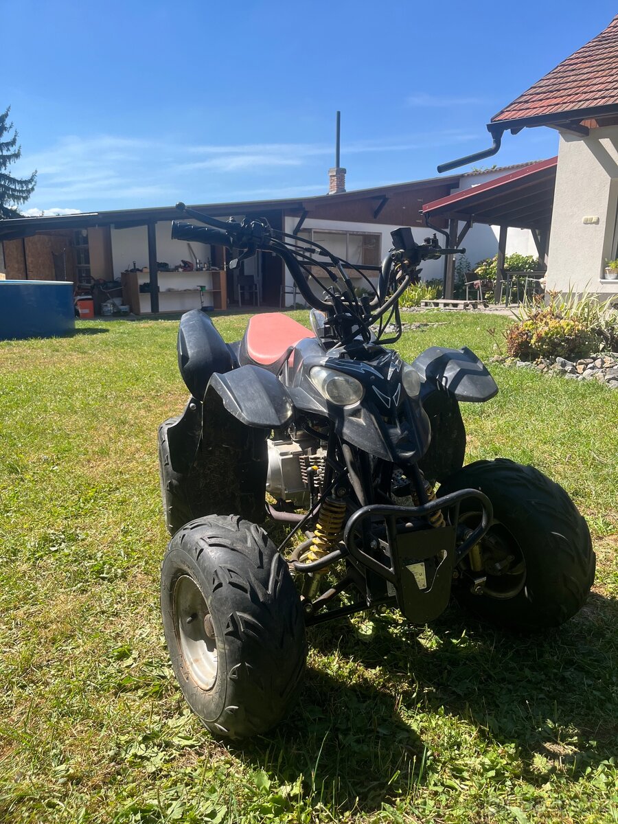 Prodám čtyřkolku 110 ccm