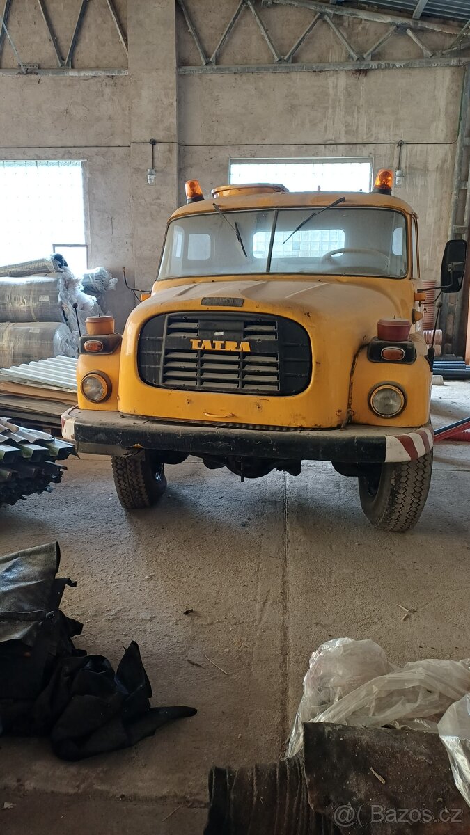 Tatra 148