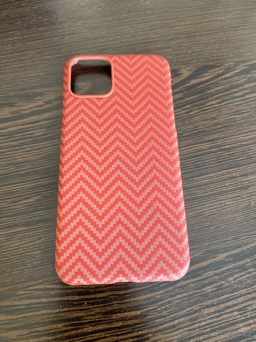 Pitaka MAGEZ case