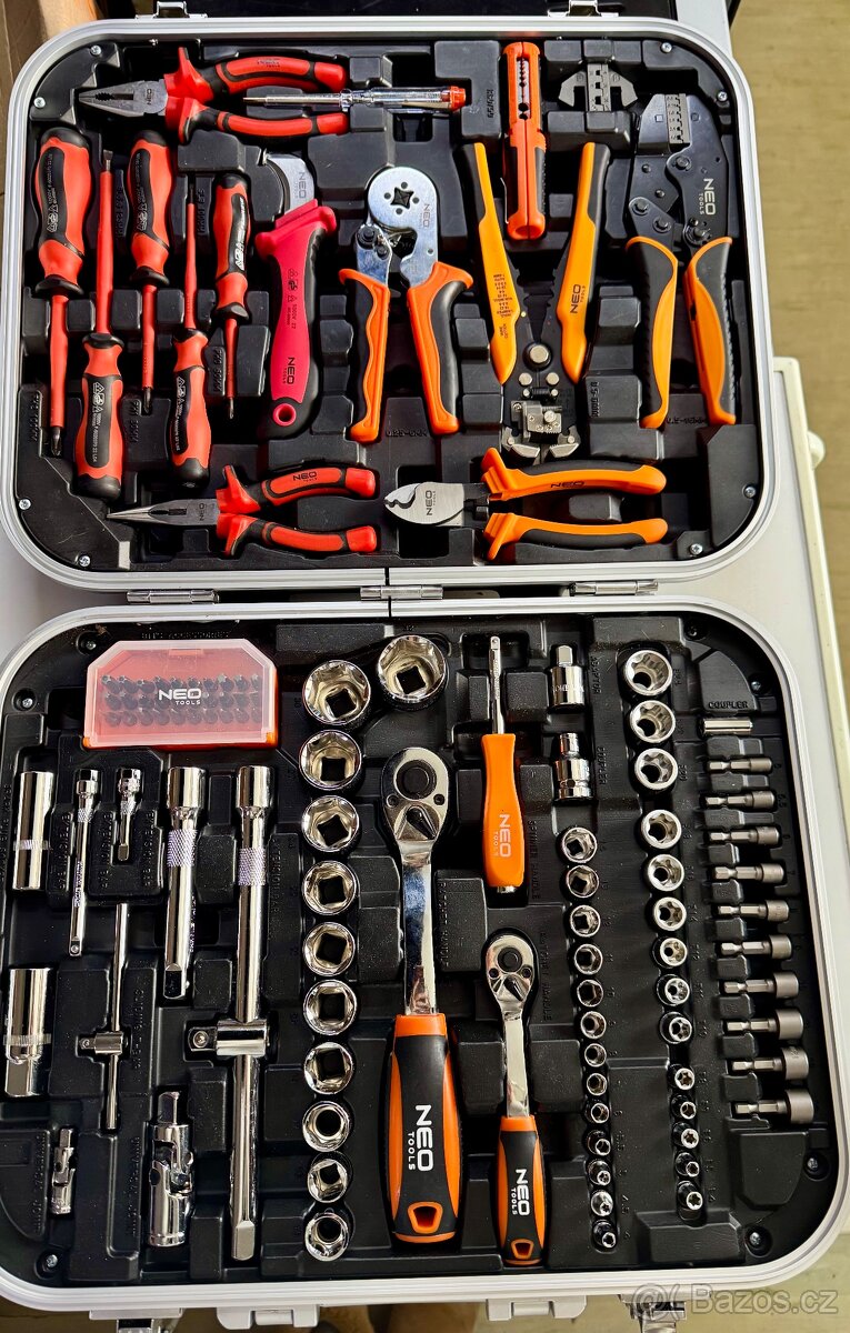 Sada nářadí Neo Tools v kufru