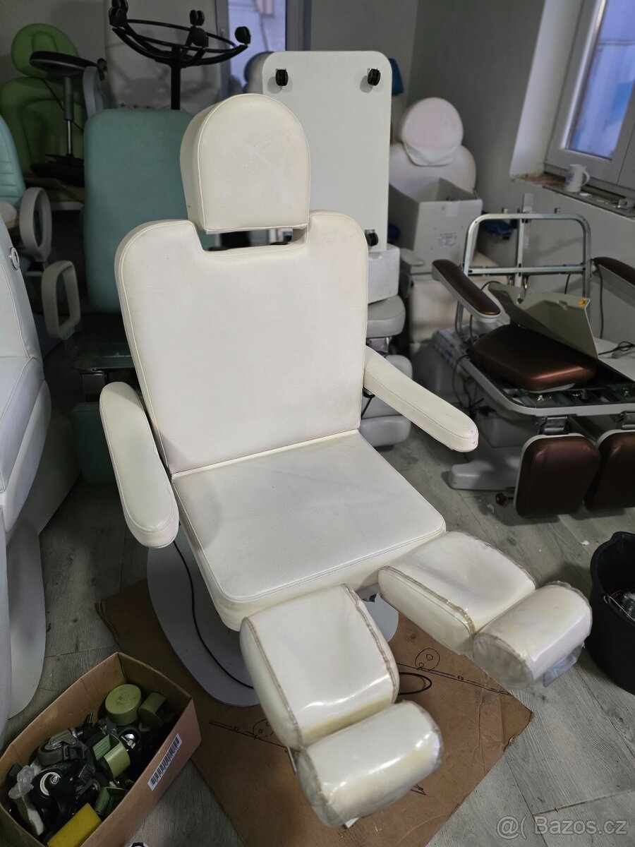 Elektrické Pedikérské křeslo ionto AKCE