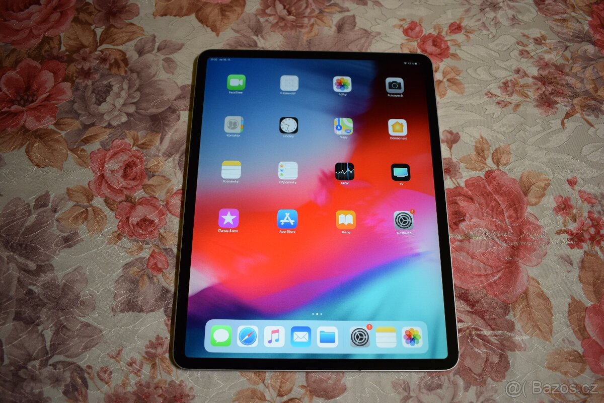 Apple iPad Pro 12.9-inch 3rd Gen - A2014, 64GB