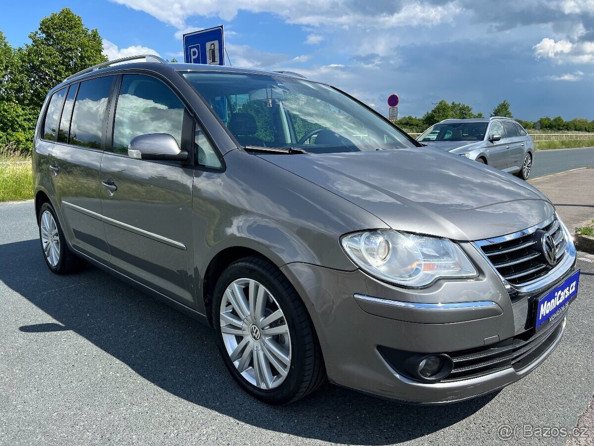 Volkswagen Touran, 2.0 TDi 125kW 7 MÍST, TAŽNÉ
