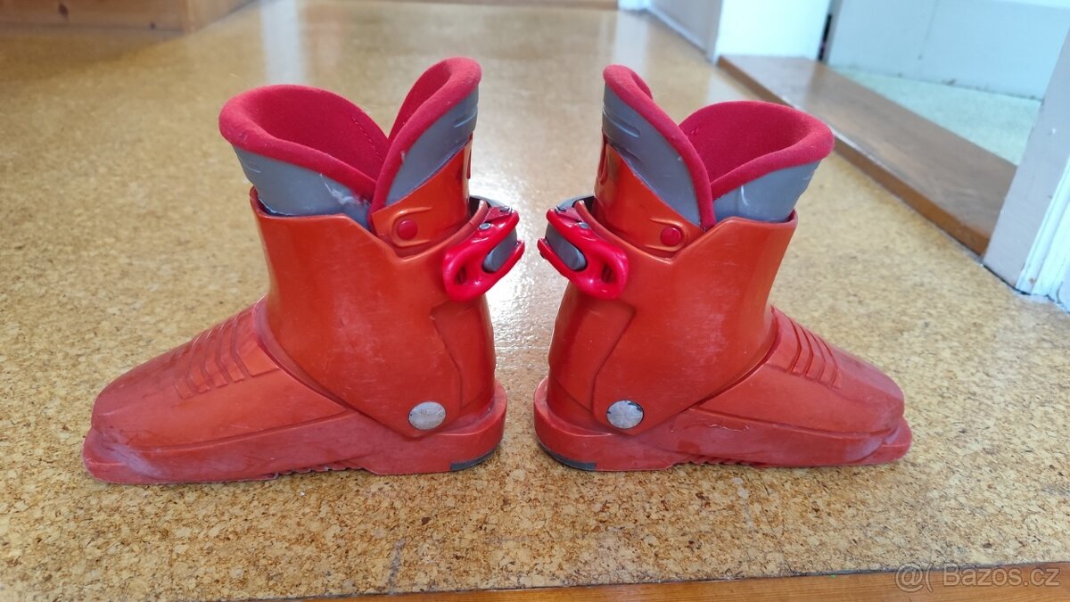 Dětské lyžáky přeskáče Technica Racer velikost 17,5 (218mm b