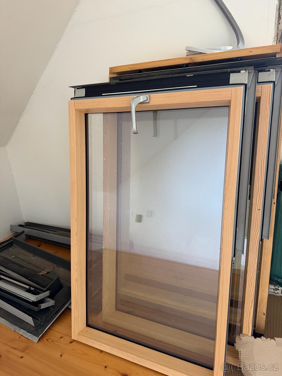 Střešní okno FAKRO