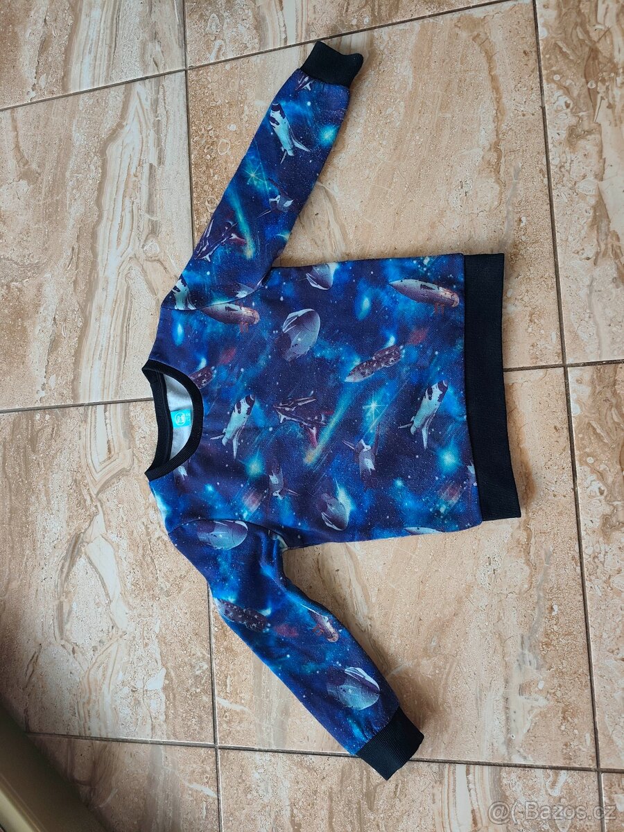 Mikina Space kosmos 122