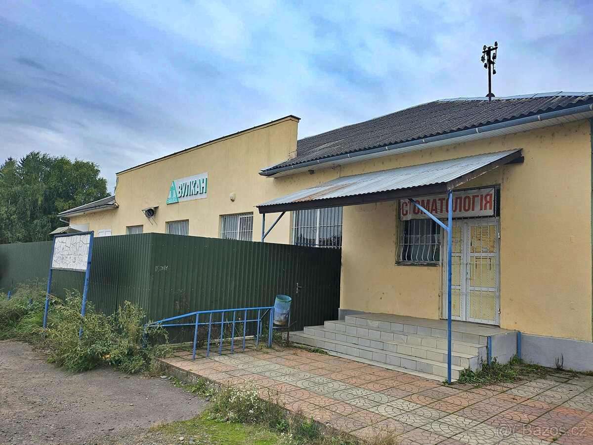 Prodej komerčního objektu u Užhorodu, Ukrajina – blízko hran