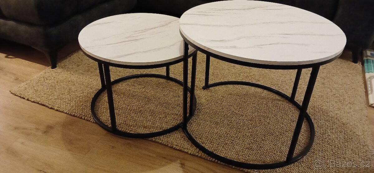 Konferenční stolek