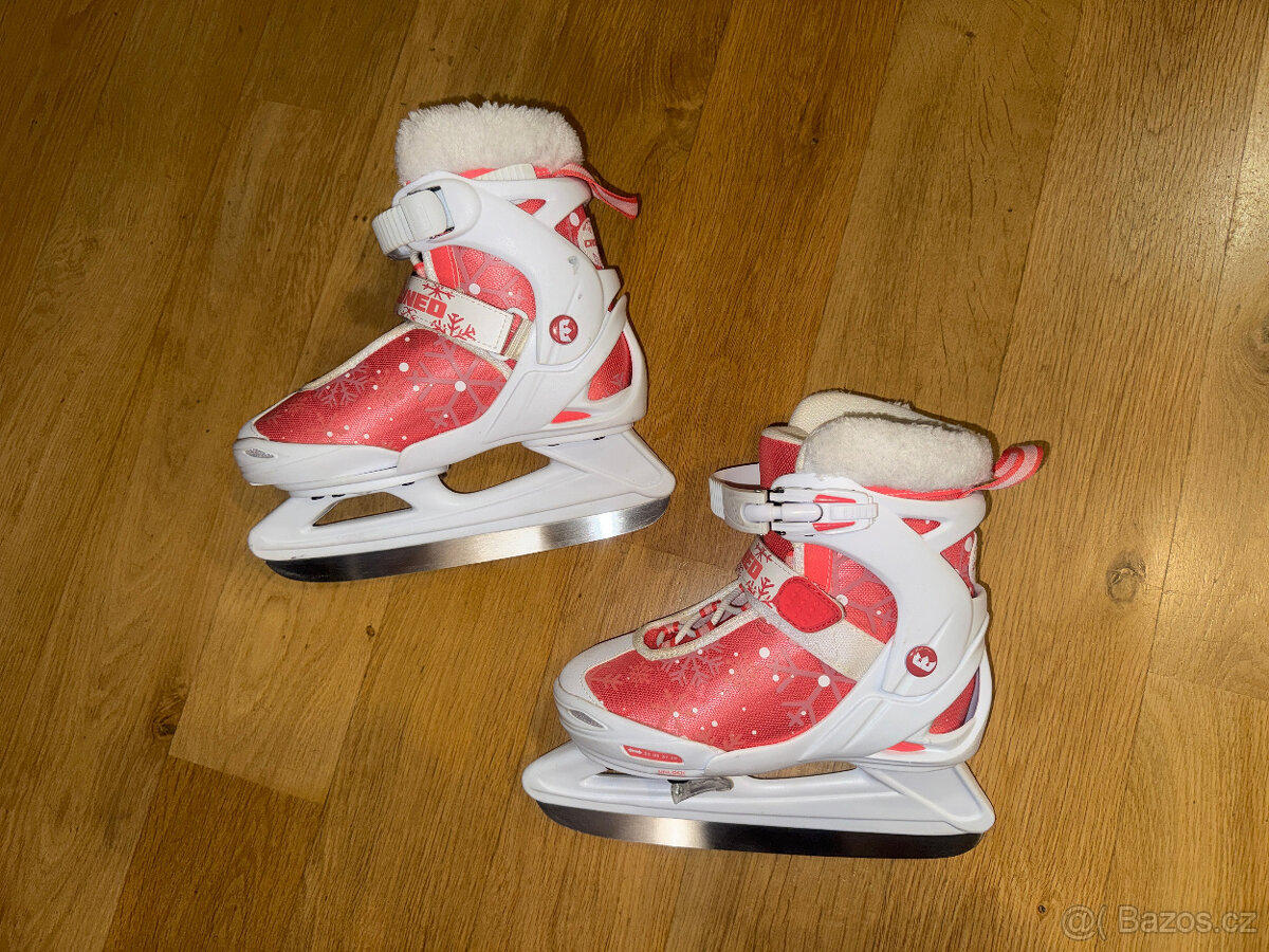 Dětské brusle Crowned