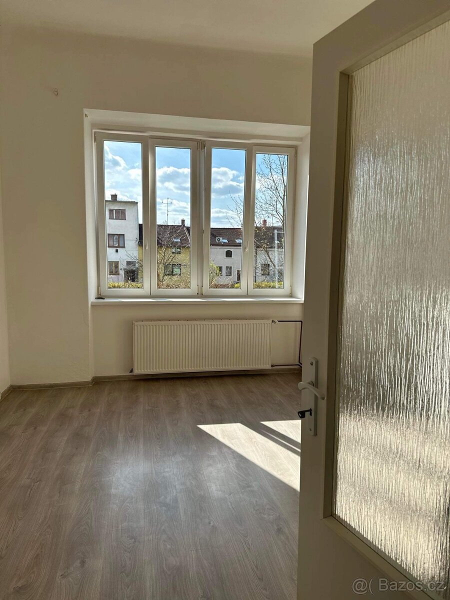 Pronájem bytu 1+kk Hodonín