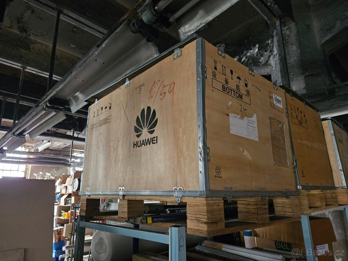 prodam lehke prepravni boxy s vikem a paletou