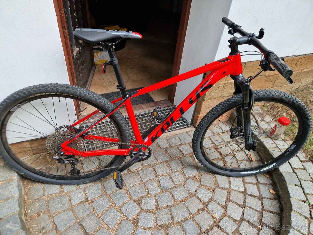 Horské kolo Kellys Gate 50 kola 29" vel.M, najeto cca 200km