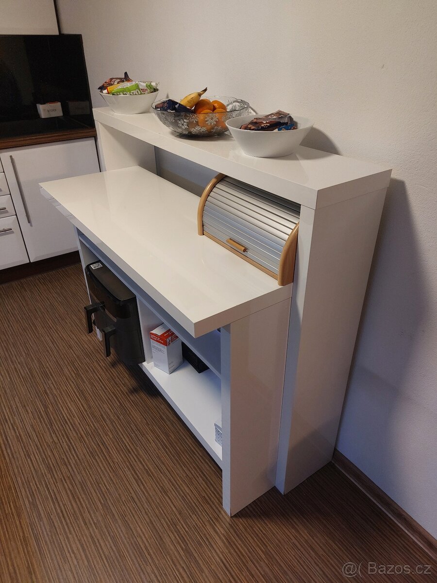 Prodám barový stůl