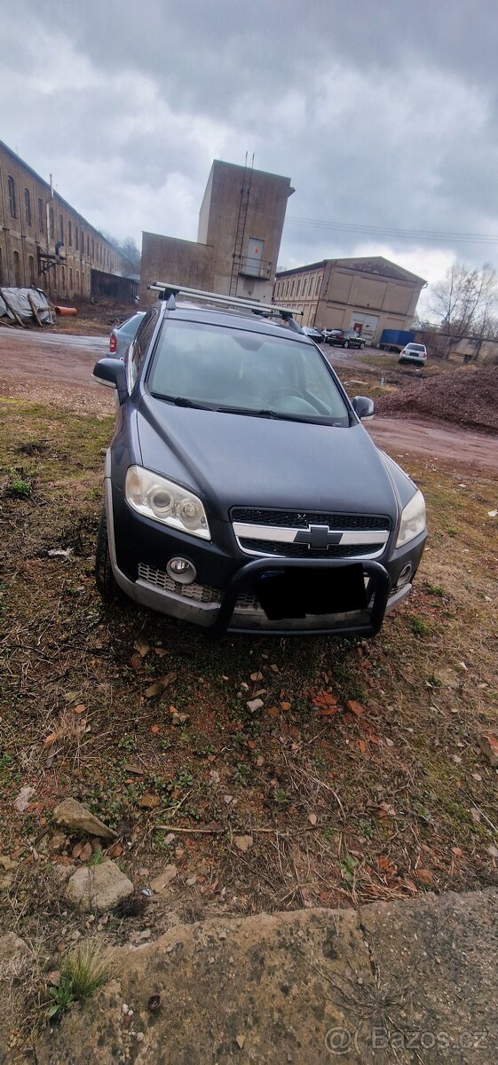 Chevrolet Captiva na díly.