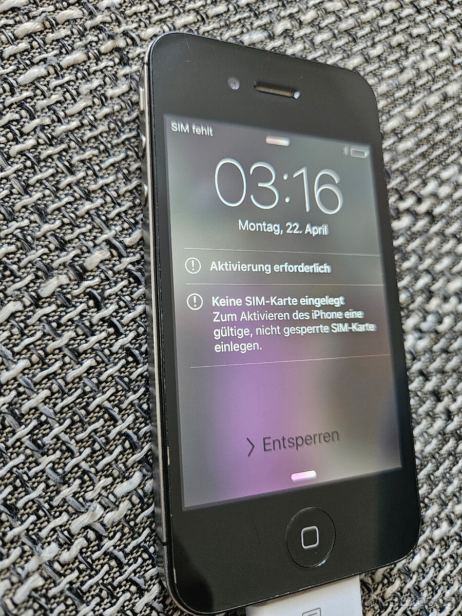 APPLE iPHONE 4 funkční