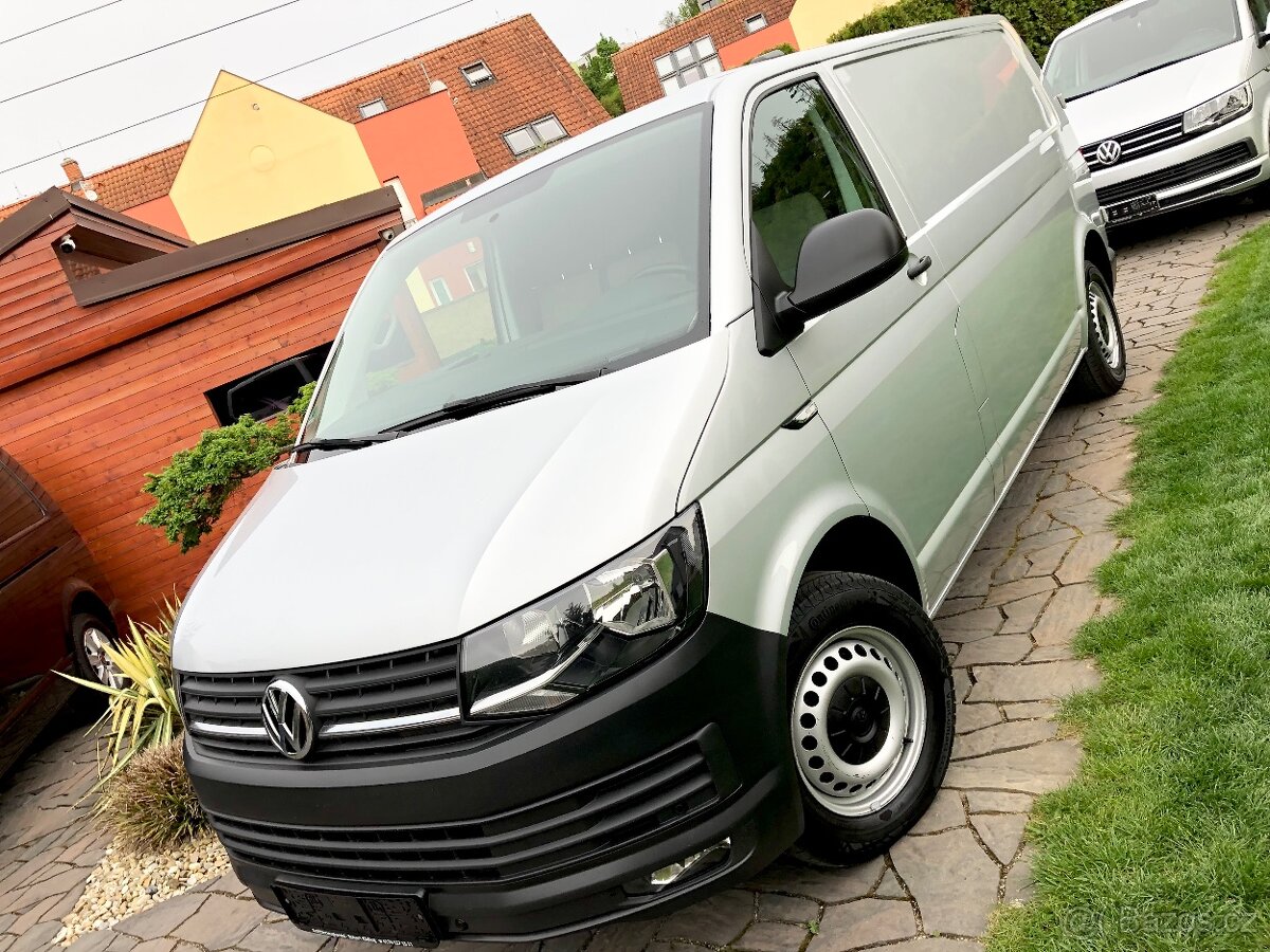 VW Transporter T6 Long 103kw DPH Barva Silber Multivan