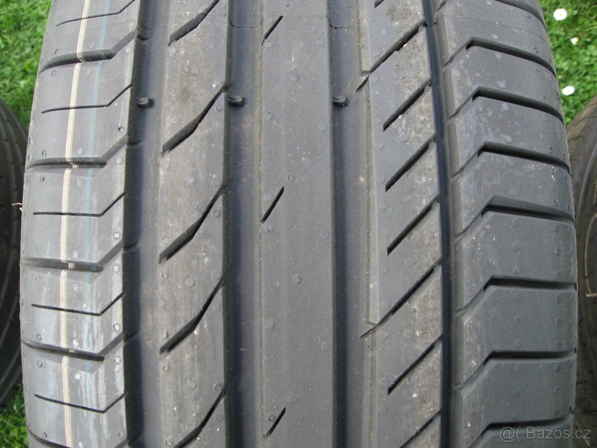 PRODÁM LETNÍ PNEU 235/50R18 CONTINENTAL CSC5 97V 4x-2x