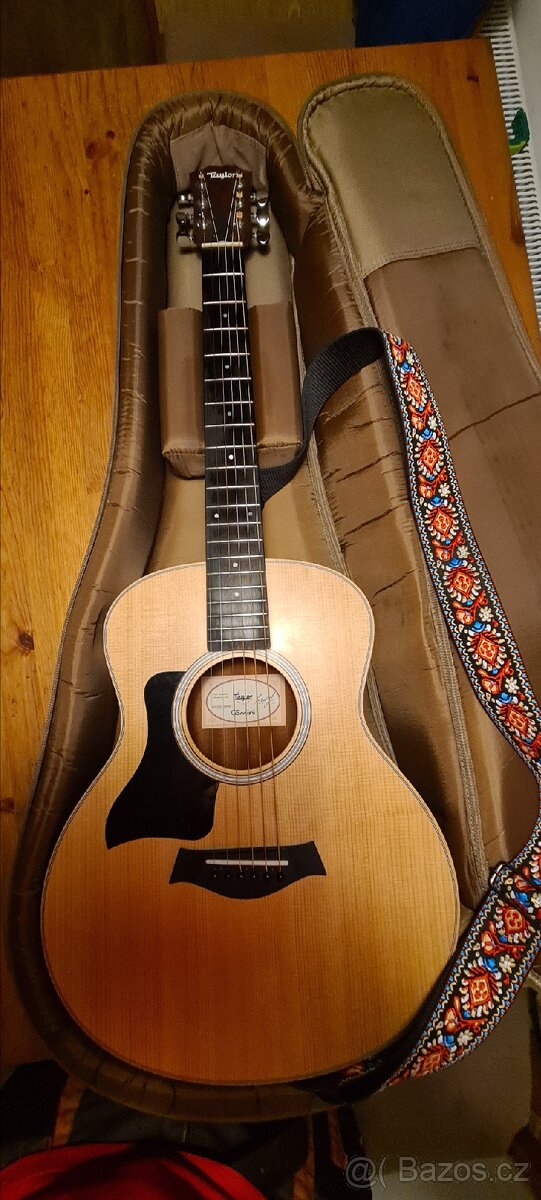 Akusticka kytara Taylor GS Mini-e Rosewood pro leváky