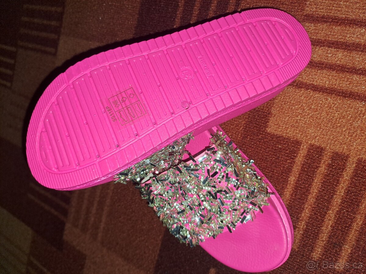 Vel 37 nove