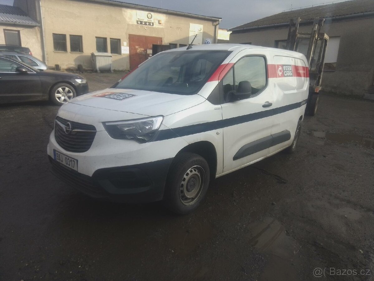 Prodám veškeré náhradní díly Opel Combo E 1.2 Puretech