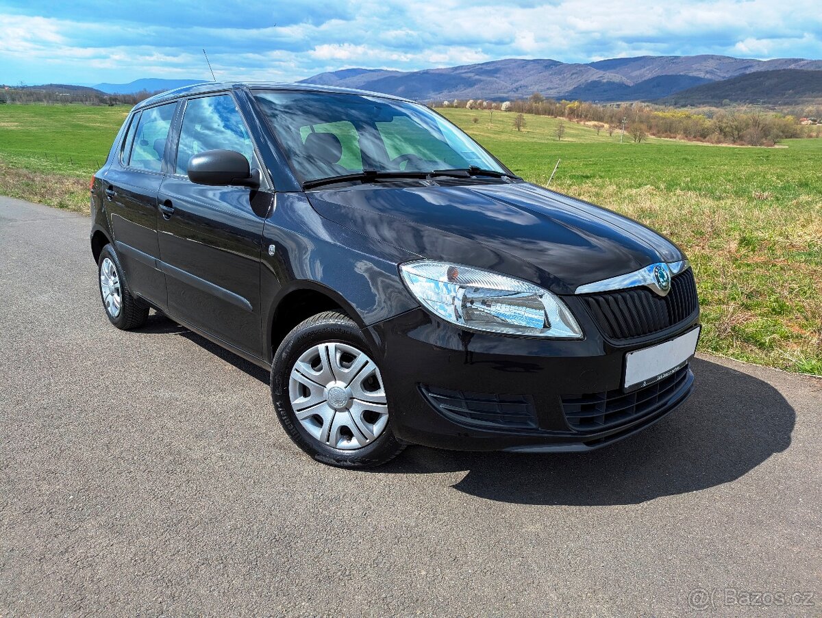 Škoda Fabia II 1.2i 2013, Facelift, nová TK, tažné, serviska
